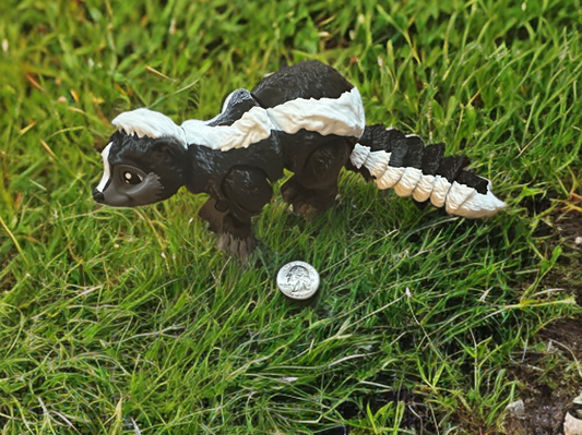 Articulated Skunk