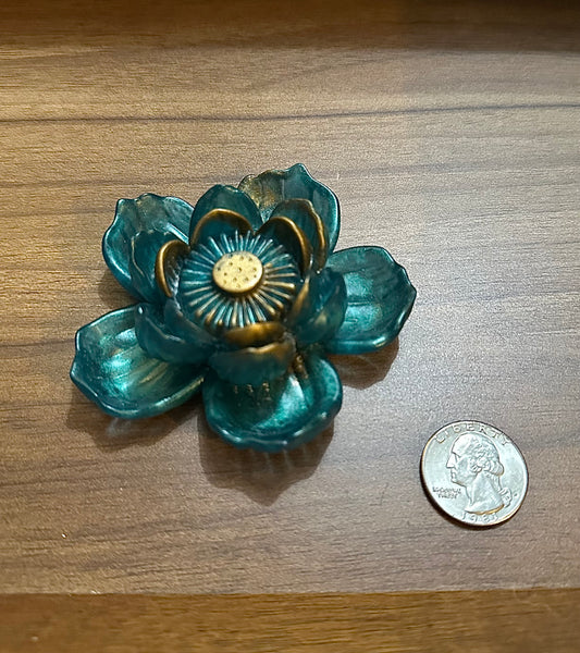 Hand Poured Resin Blooming Flower (Style 1)- Teal and Gold
